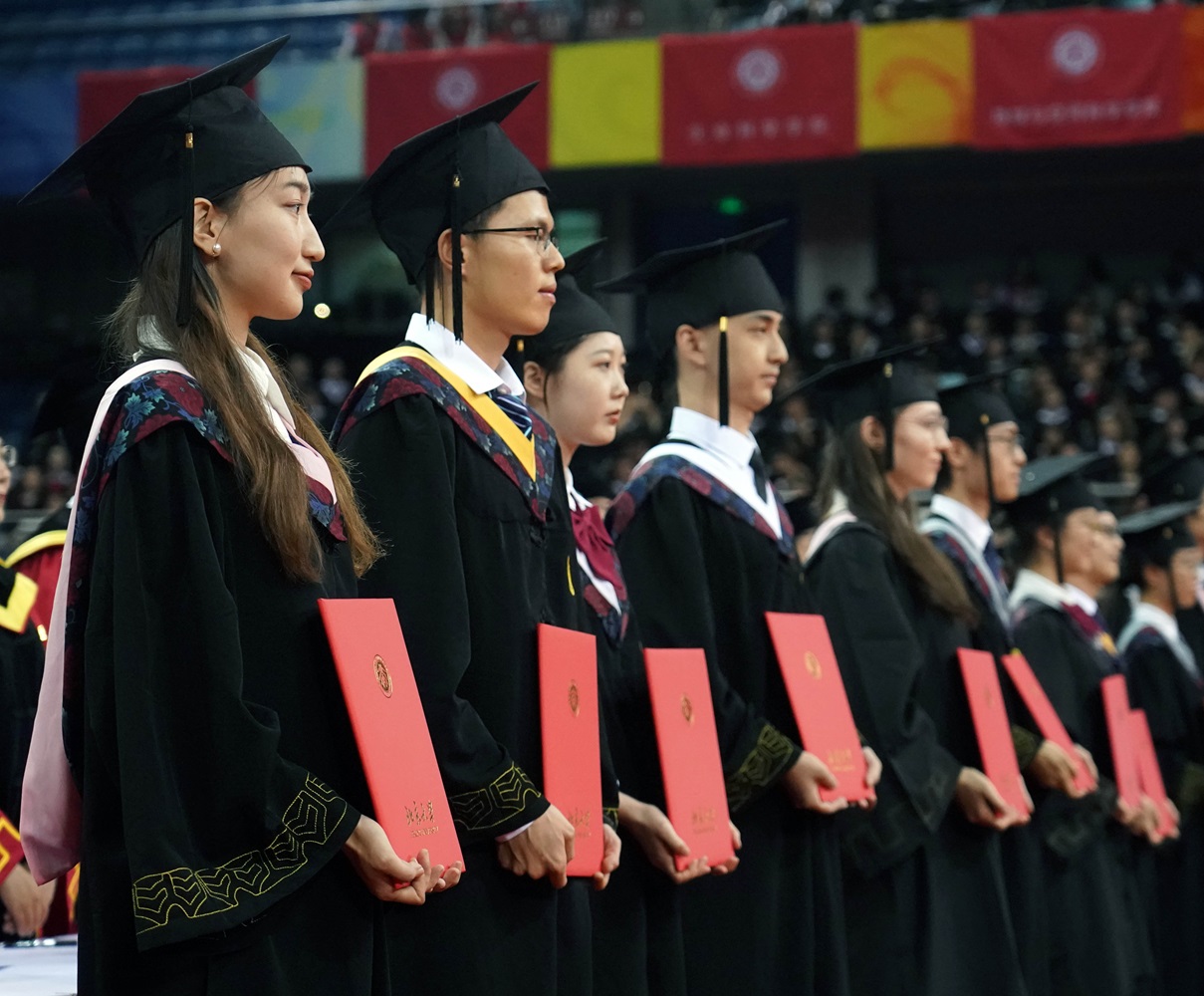 學位服穿戴指南(nán)